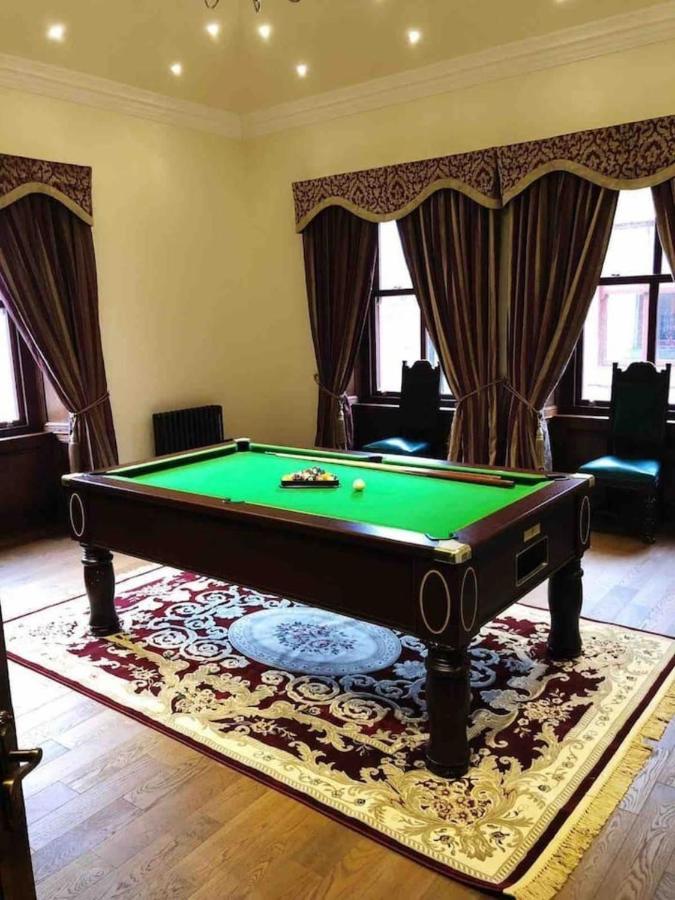 Beautiful 4-Bed Villa In Глазго Экстерьер фото